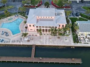 WATERSIDE AT COQUINA KEY SOUTH - Residential