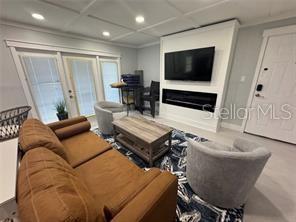 WATERSIDE AT COQUINA KEY SOUTH - Residential