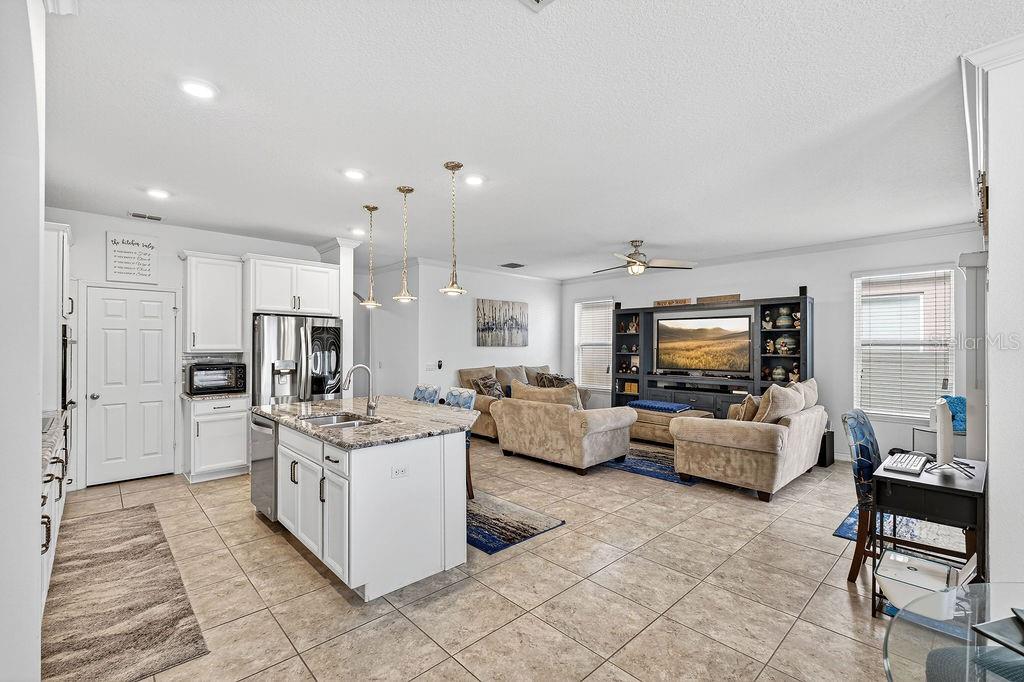 RESERVE/SAWGRASS PH 4B - Residential