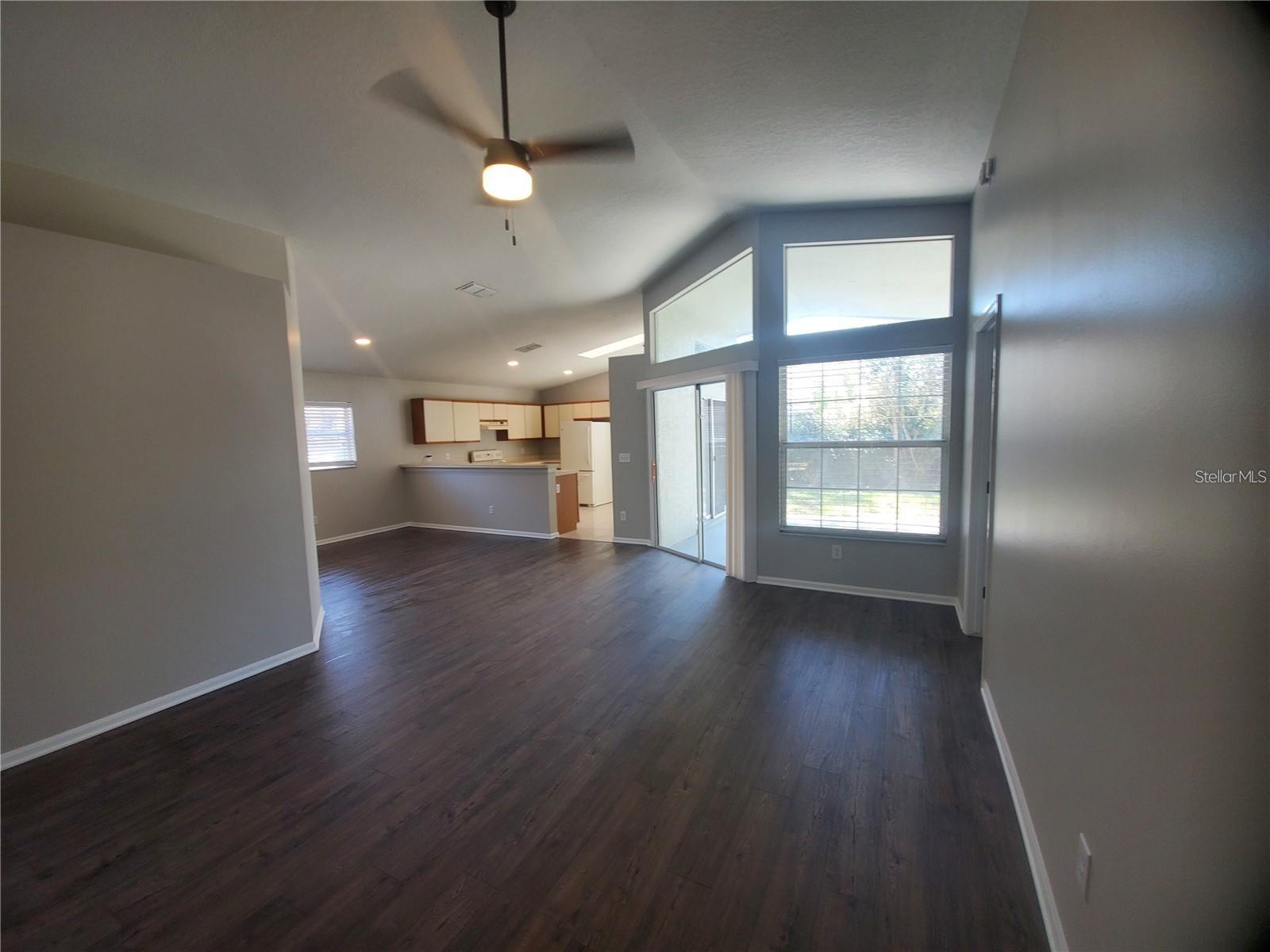 PEMBROOKE - Residential Lease