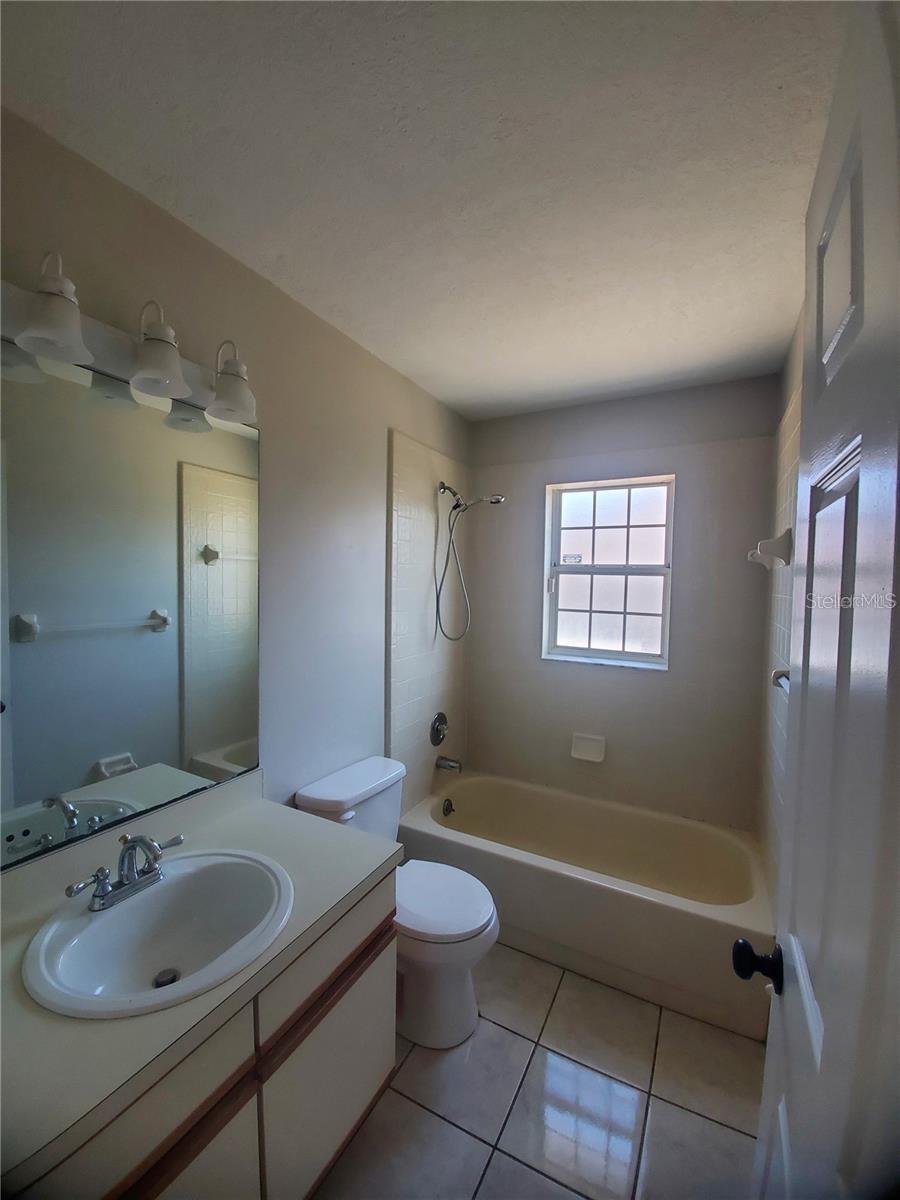 PEMBROOKE - Residential Lease