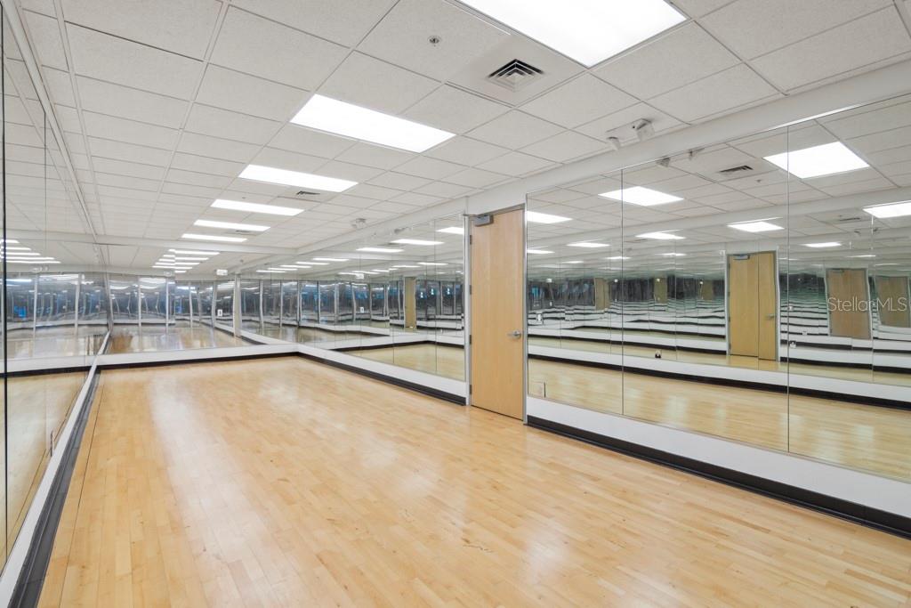 VUE/LK EOLA - Residential Lease