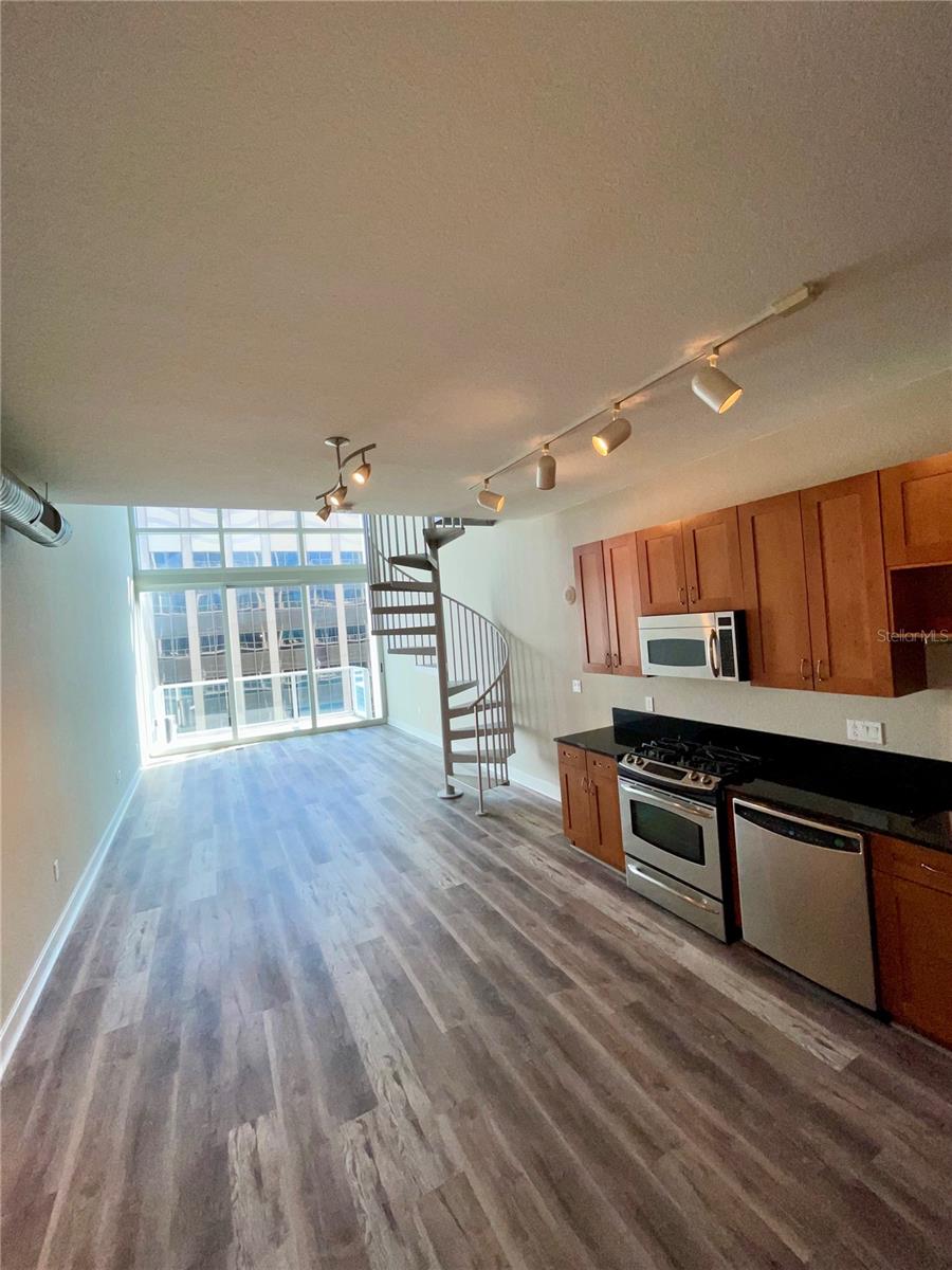 VUE/LK EOLA - Residential Lease