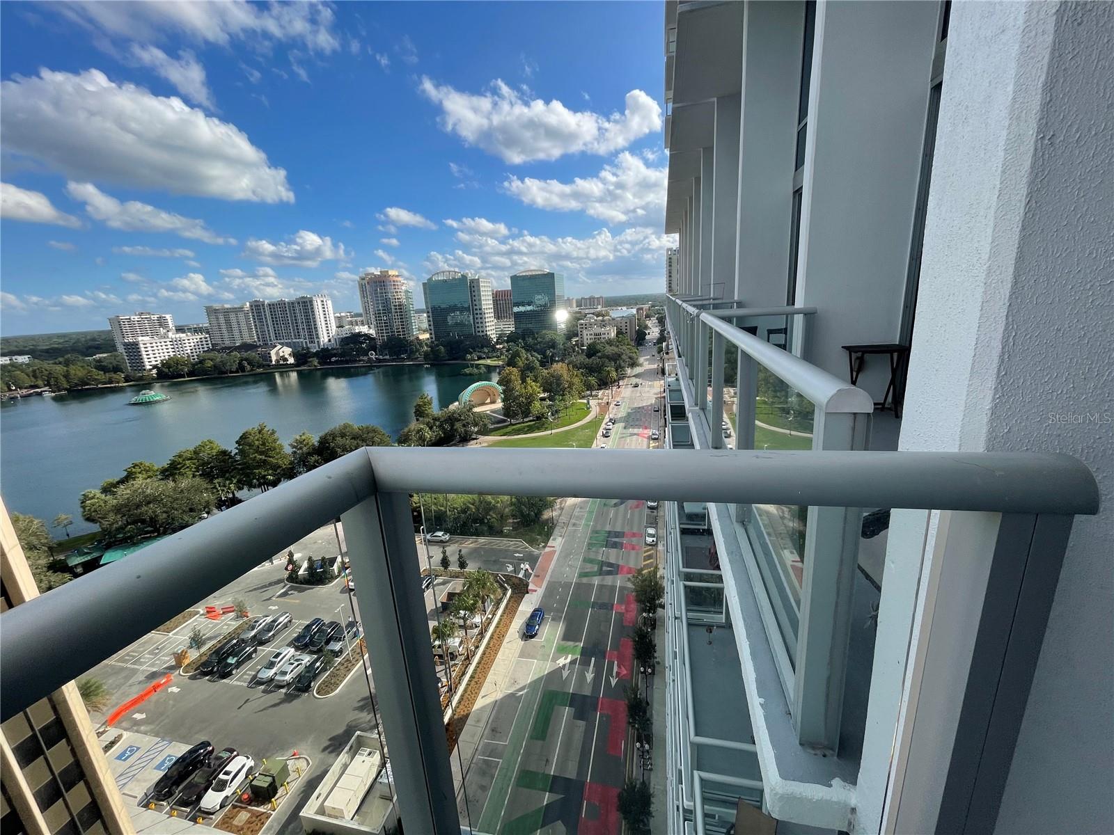 VUE/LK EOLA - Residential Lease