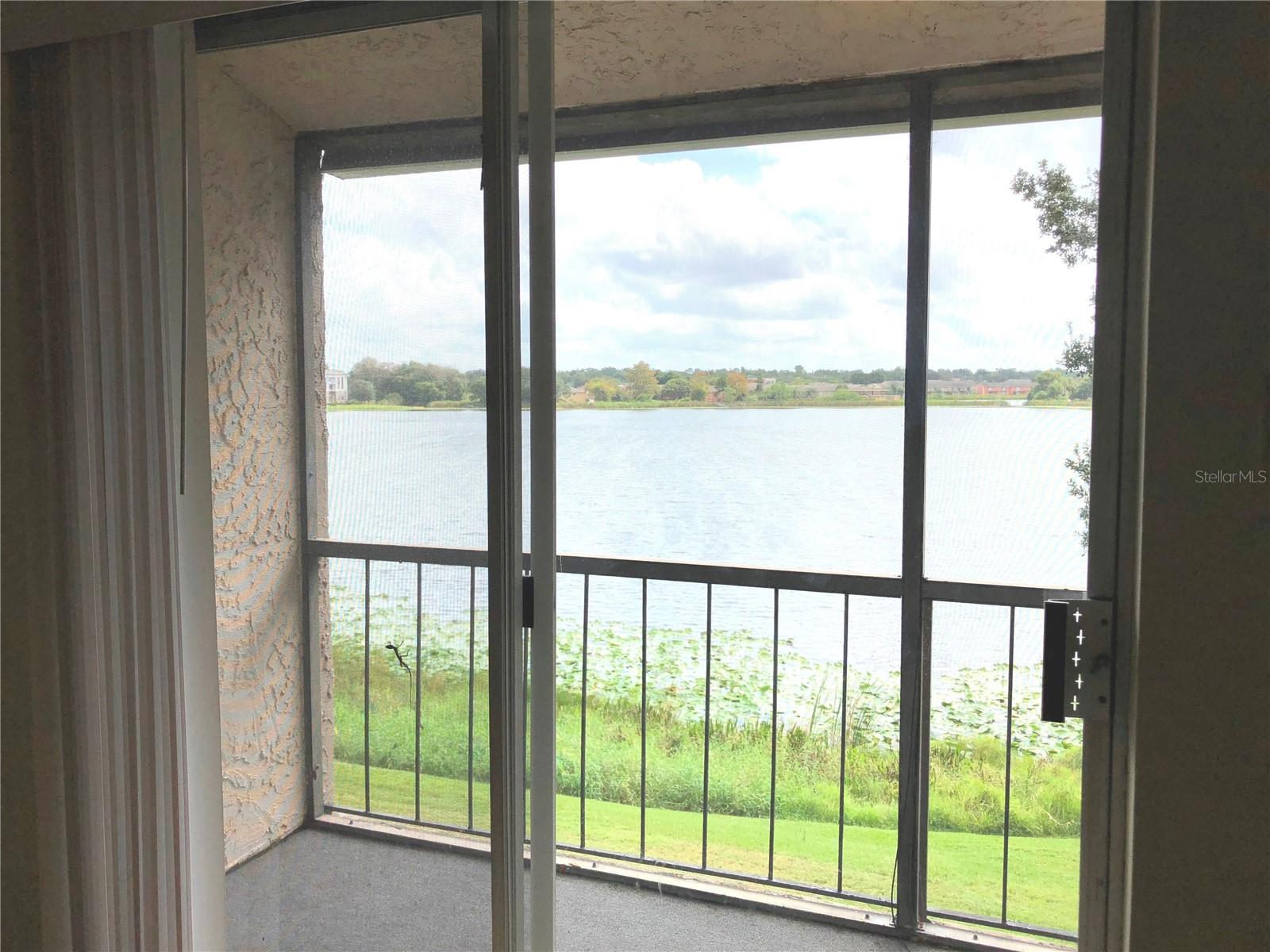 PARK LAKE TWNHS PH 02 - Residential