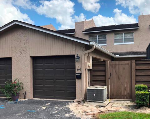 Photo of 806 Town Circle #156, Maitland, FL 32751 (MLS # O6359799)
