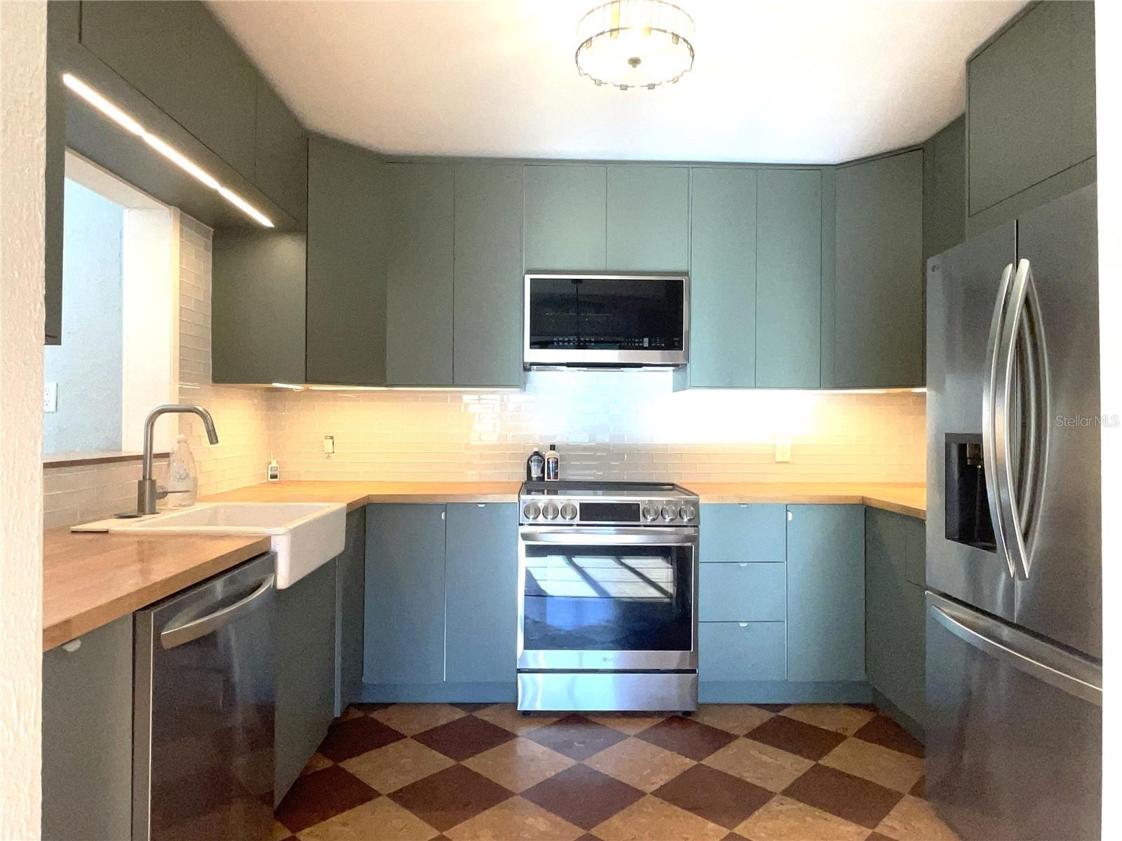 FRANKLIN HEIGHTS - Residential Lease