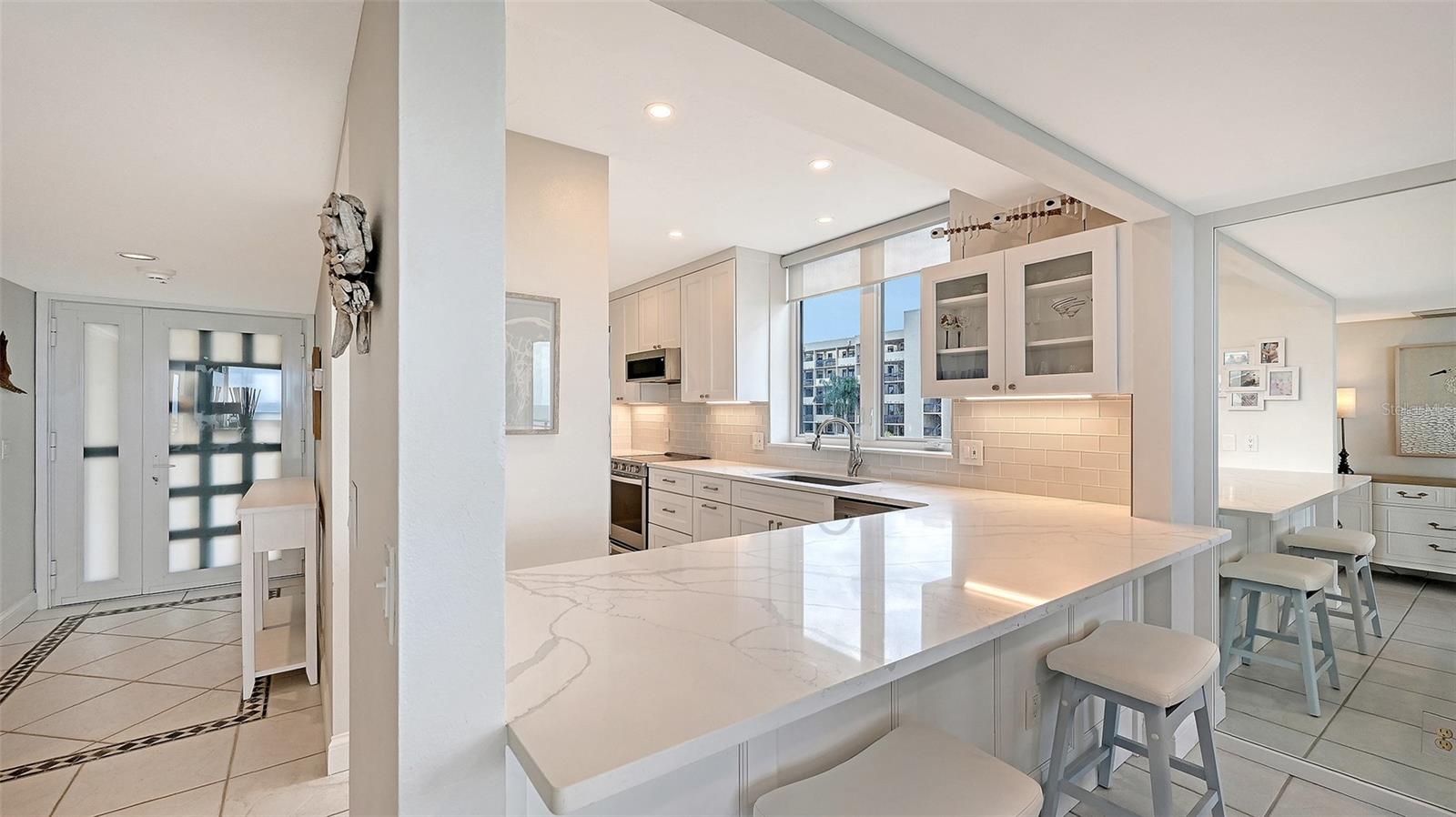 BEACHPLACE I - Residential