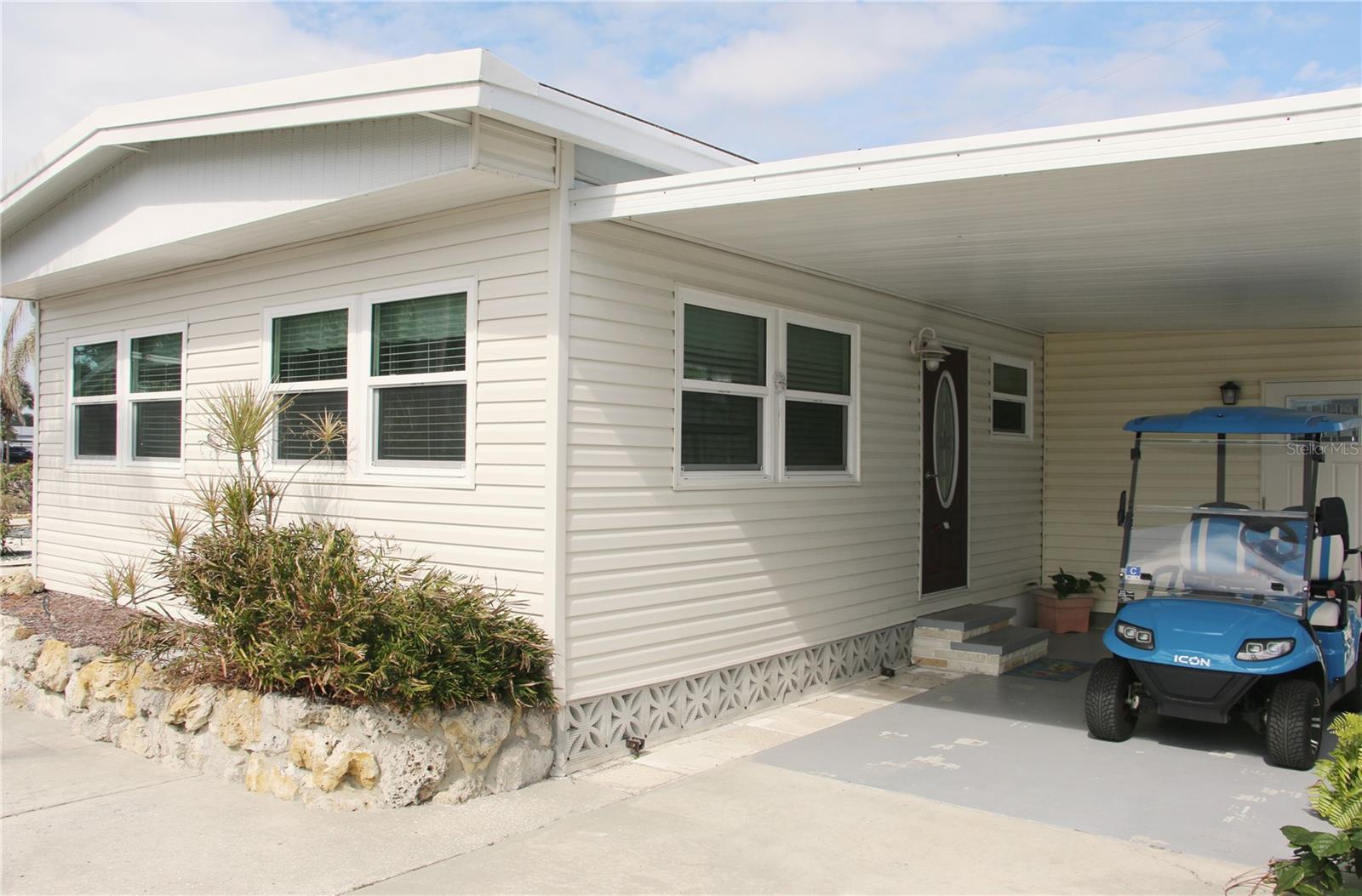 COUNTRY CLUB ESTATES - Residential