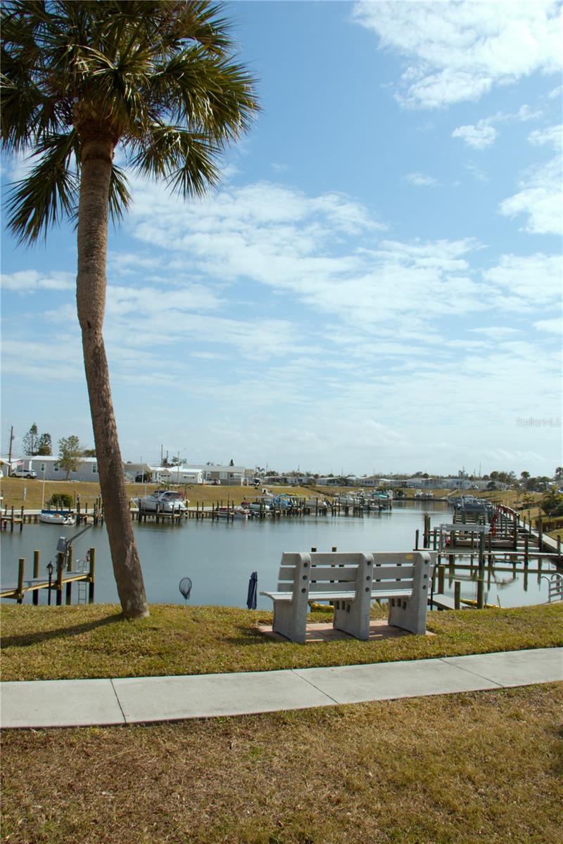 COUNTRY CLUB ESTATES - Residential