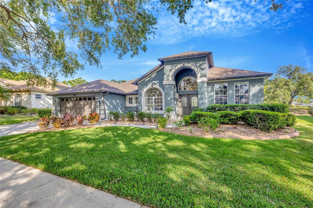 Photo of 5212 Twin Creeks Drive, Valrico, FL 33596 (MLS # TB8372200)