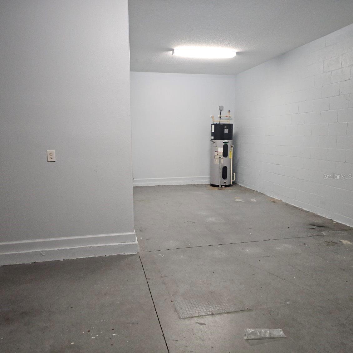 OAKS AT SHADY CREEK PH 2 - Residential Lease