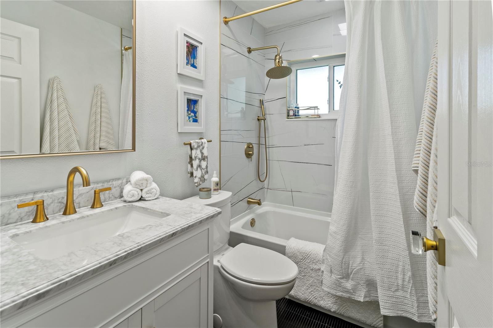 BAY LAKE ESTATES PH I - Residential