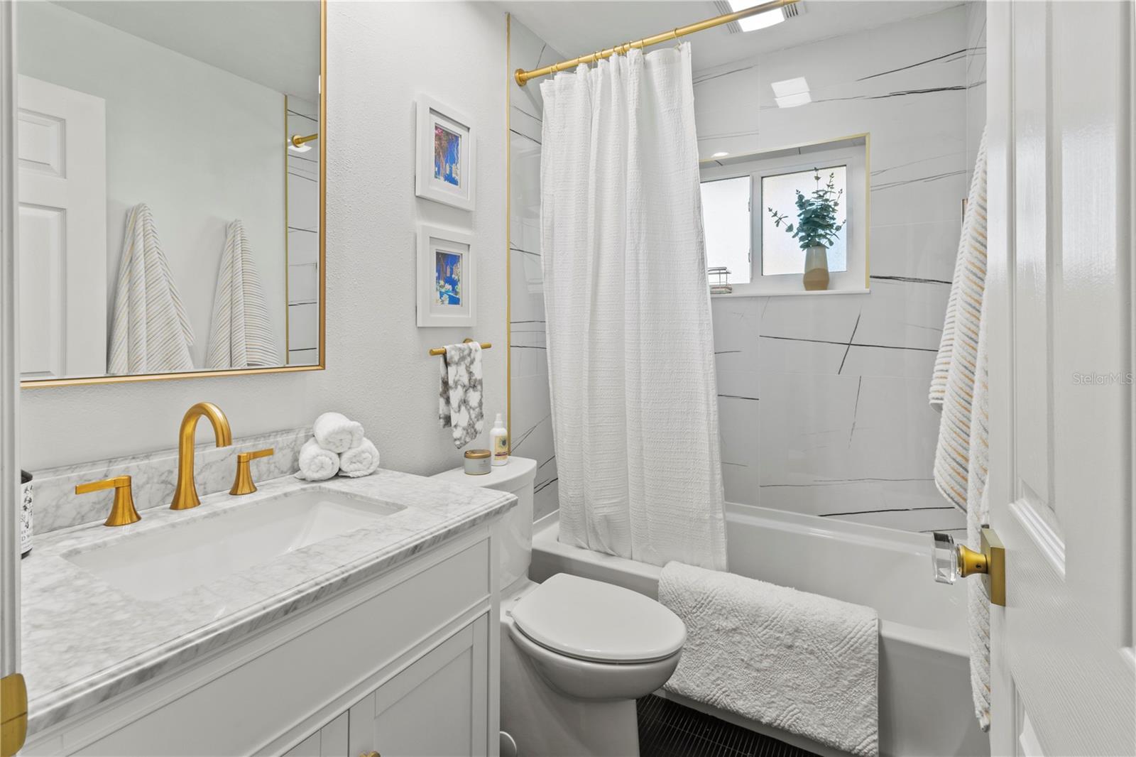 BAY LAKE ESTATES PH I - Residential