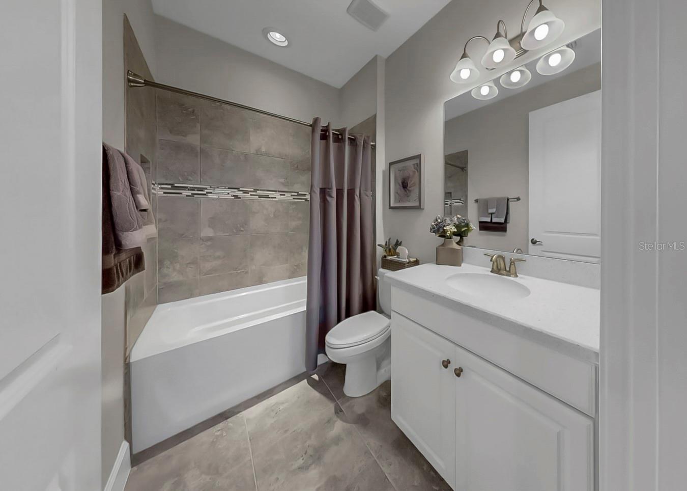 ARTISAN LAKES ESPLANADE PH IV SUBPH A, B, - Residential