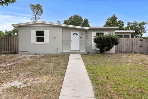 A home in DELTONA