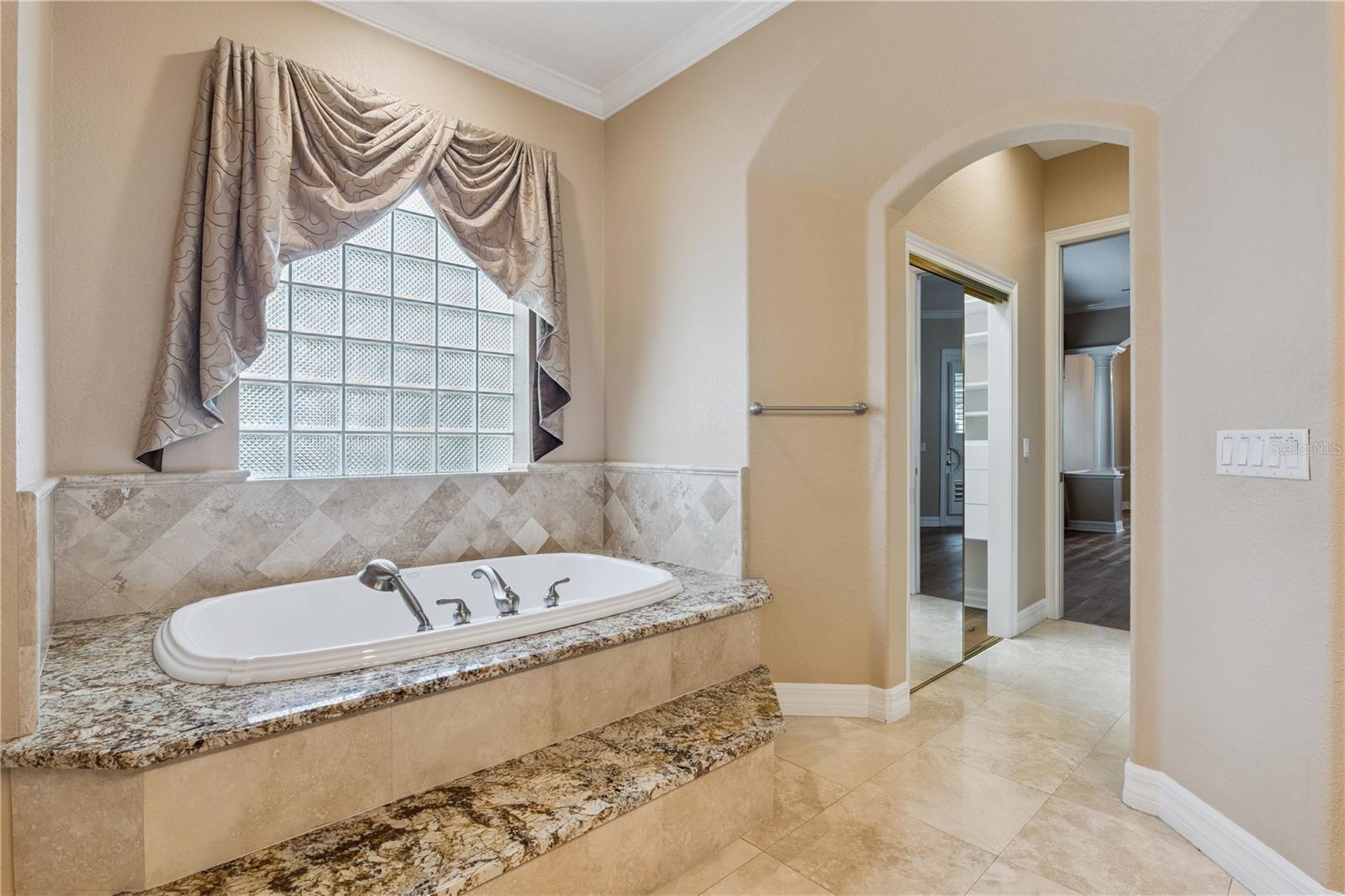 WESTOVER - Residential