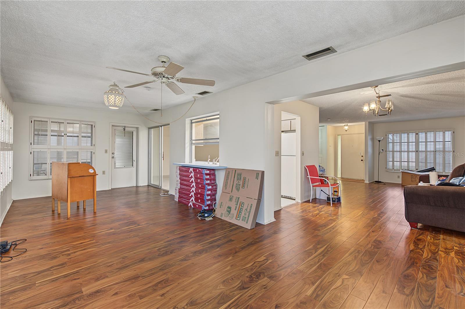 8210 LORA DEL RIO DRIVE