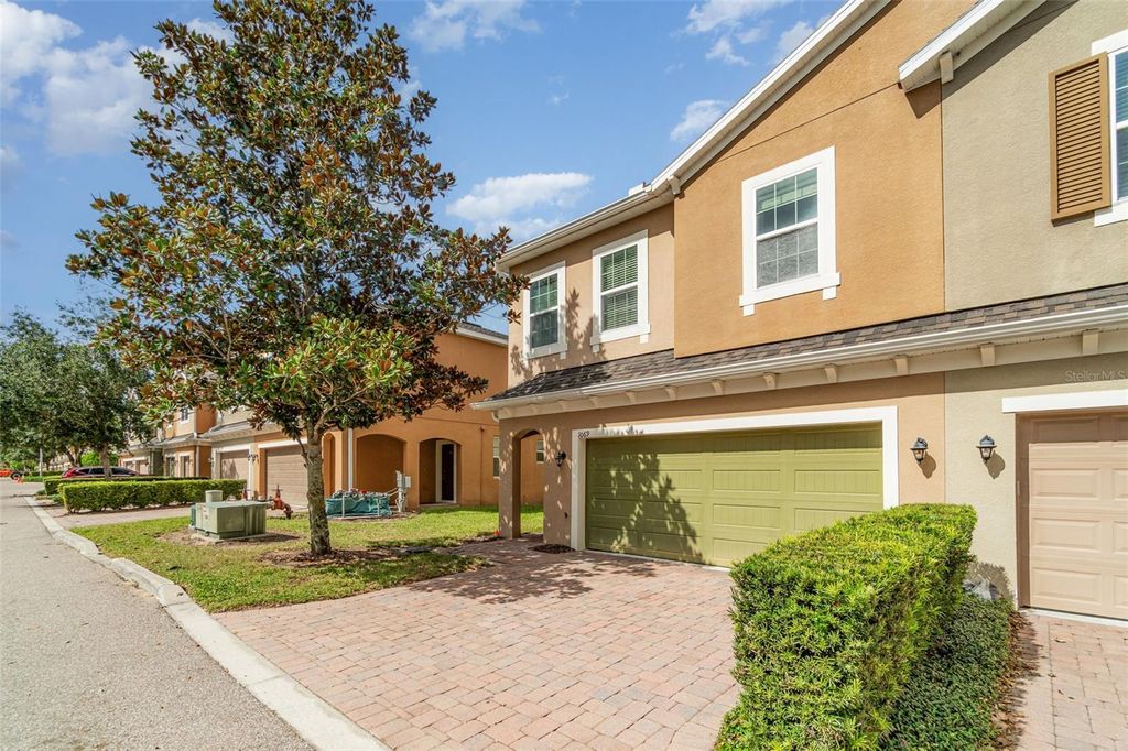 Photo of 1069 Palma Verde Place, Apopka, FL 32712 (MLS # O6353759)