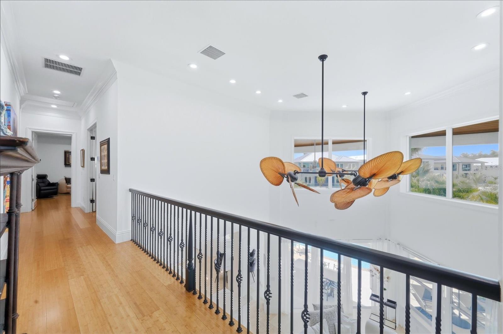 HOLIDAY HARBOR - Residential