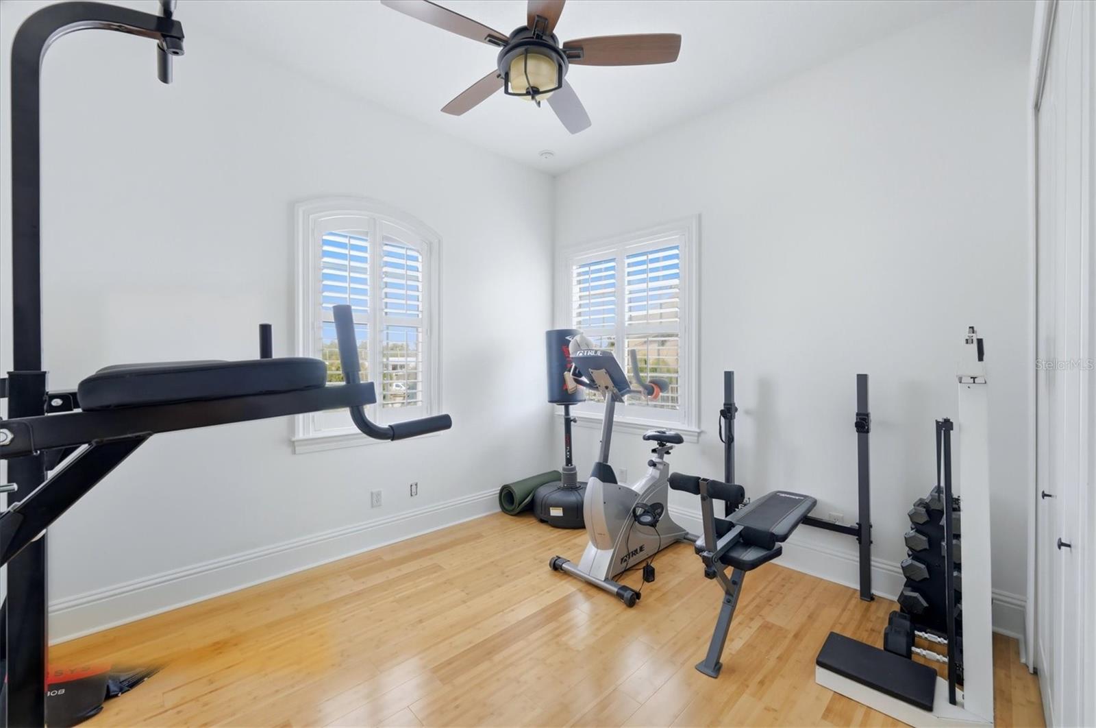 HOLIDAY HARBOR - Residential