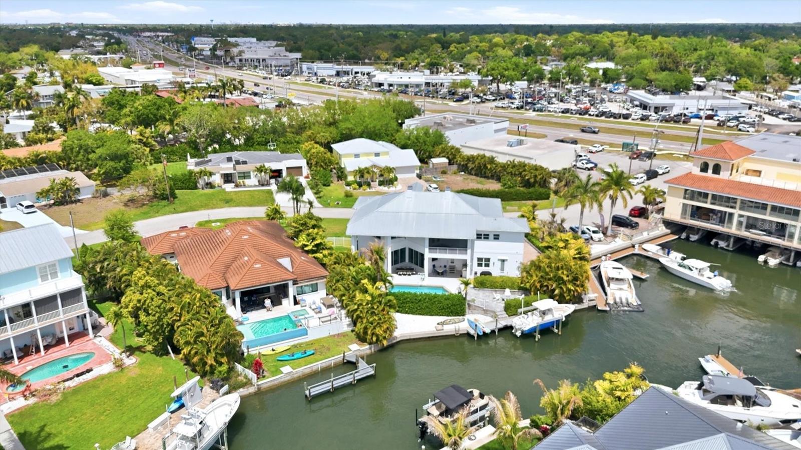 HOLIDAY HARBOR - Residential