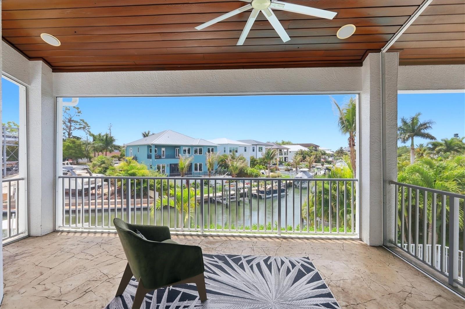 HOLIDAY HARBOR - Residential