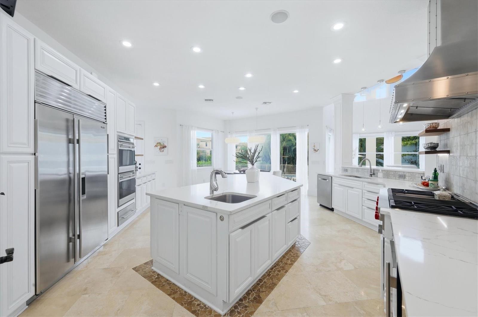 HOLIDAY HARBOR - Residential