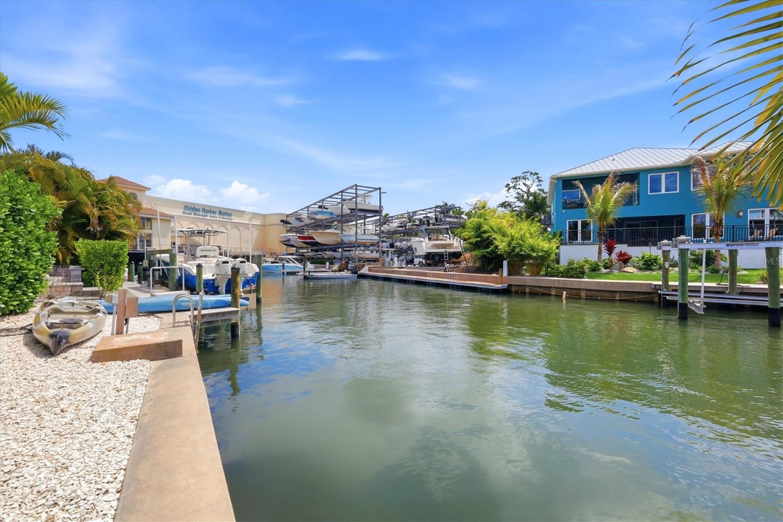 HOLIDAY HARBOR - Residential