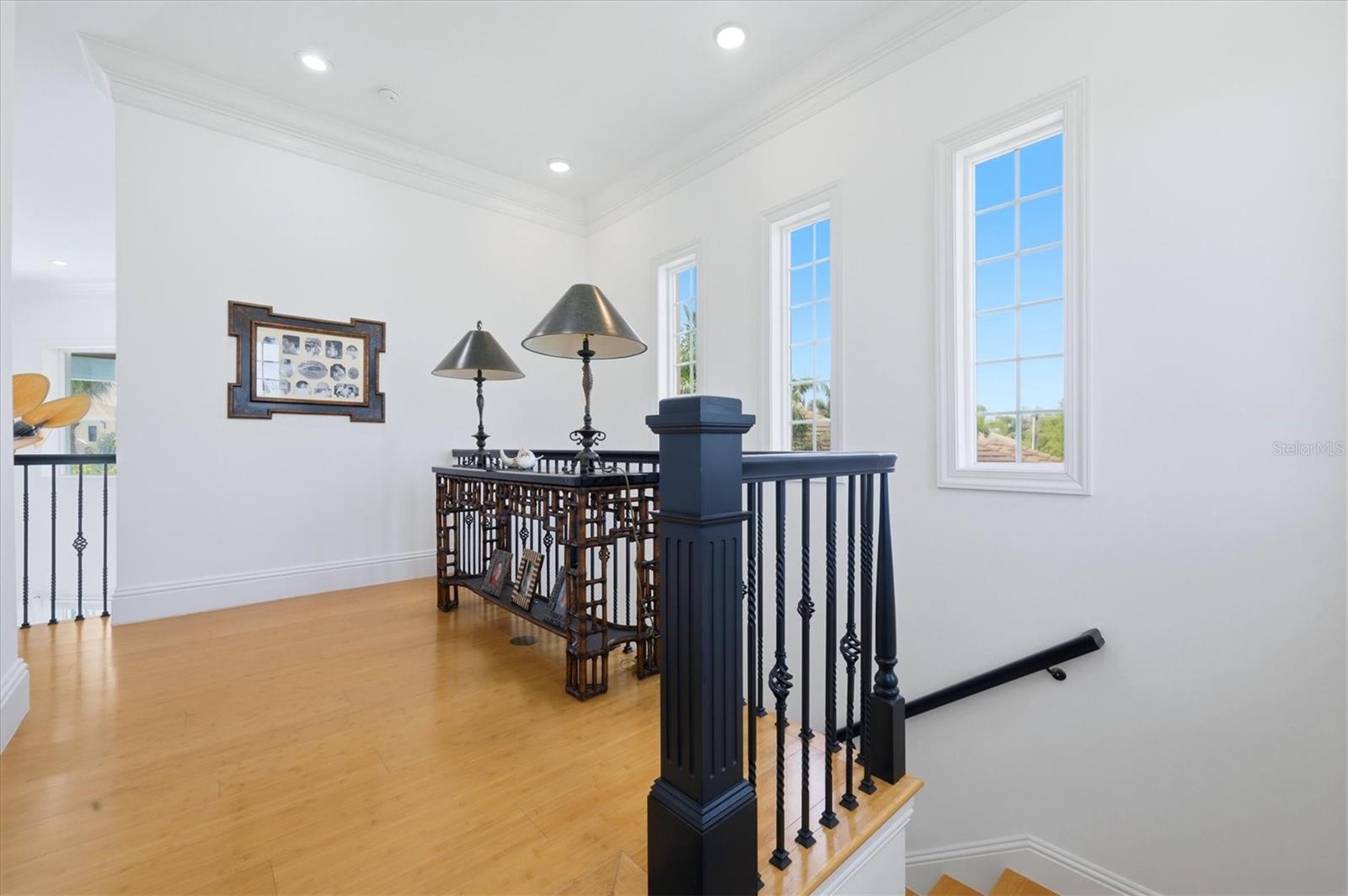 HOLIDAY HARBOR - Residential