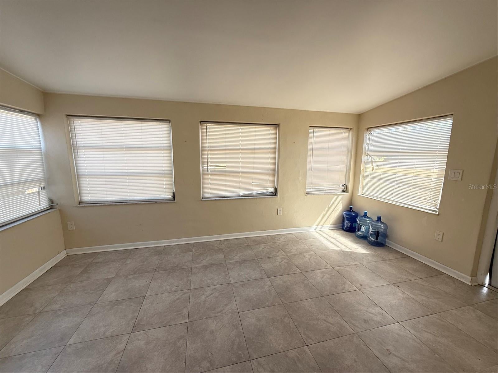 21362 MEEHAN AVENUE