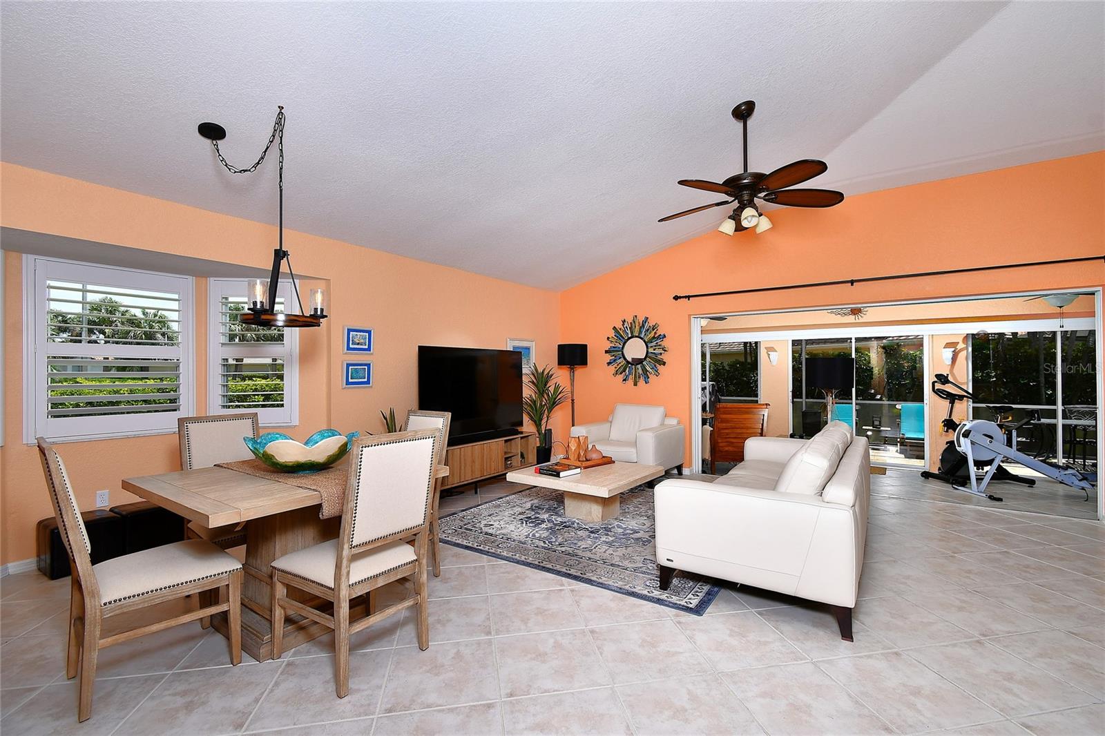 EGRET POINTE CONDO - Residential