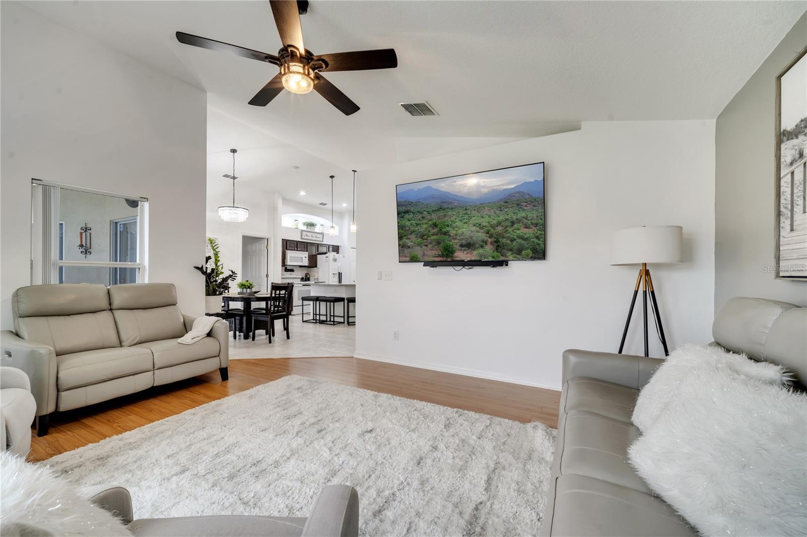 9736 HERON POINTE DRIVE
