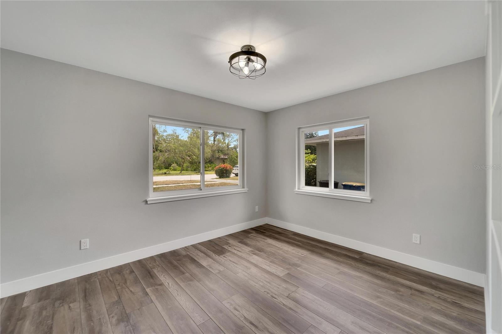 GLENWOOD ESTATES ADD - Residential Lease