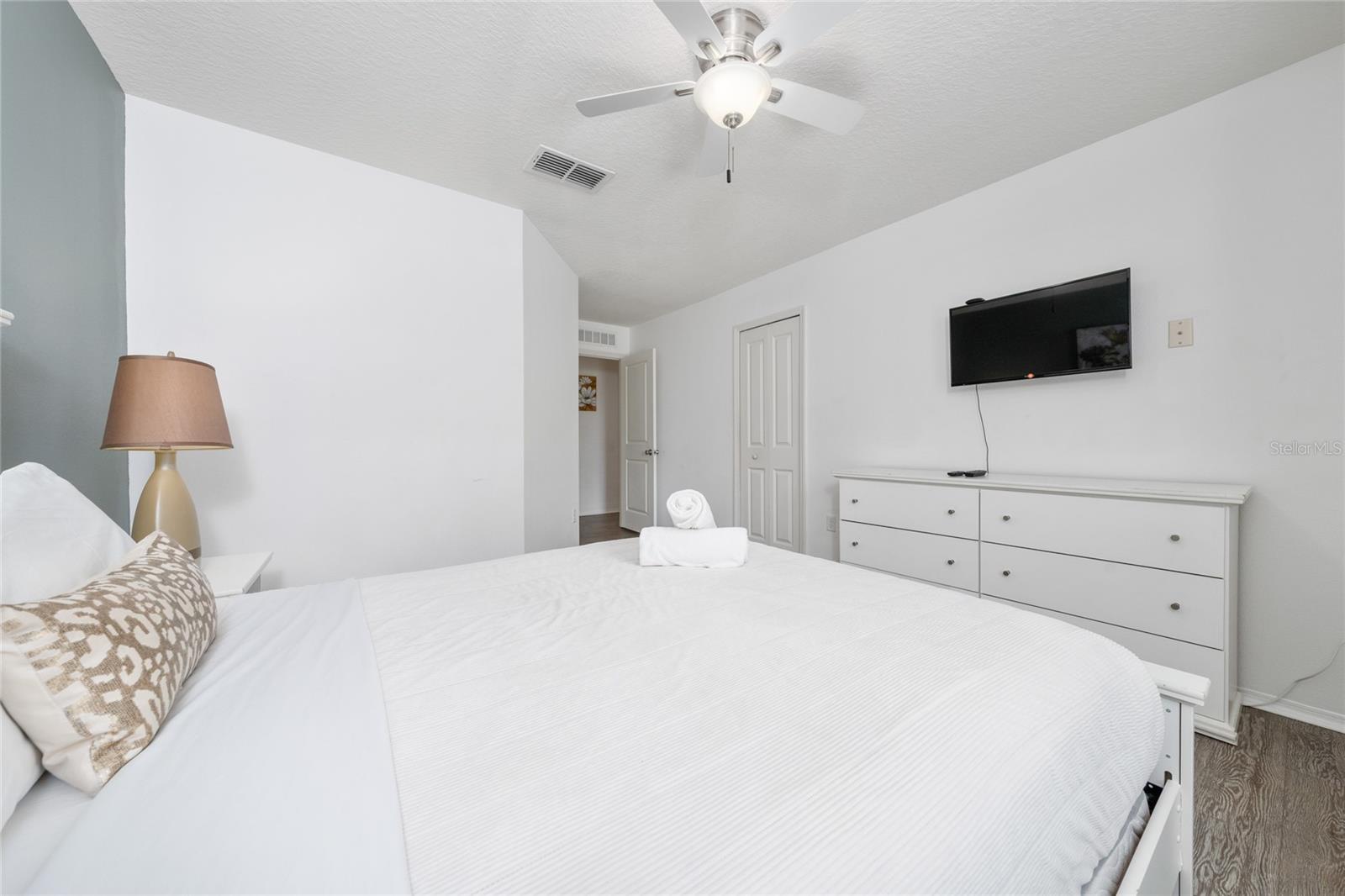 CRYSTAL COVE RESORT - Residential