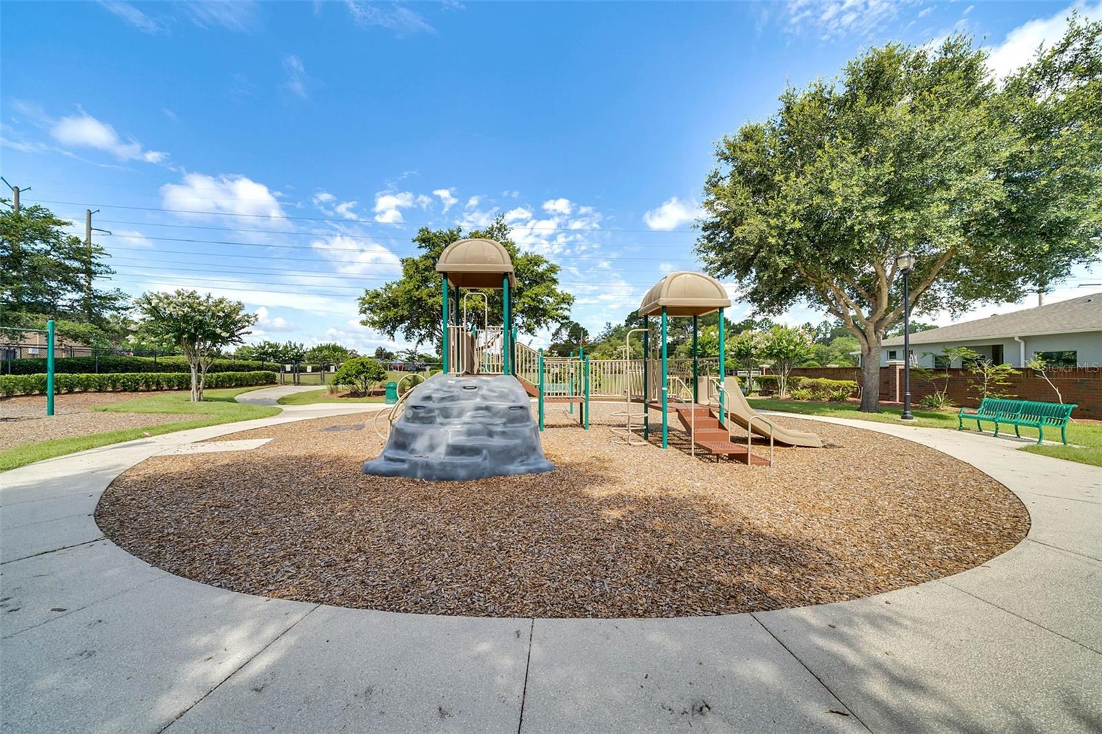 LAKE MARY LANDINGS - Residential