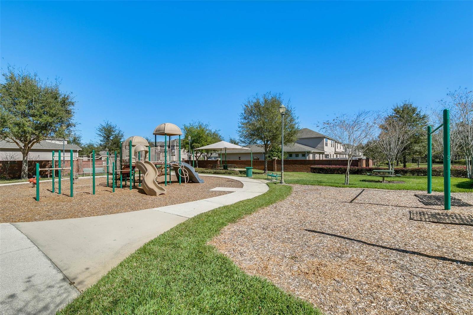 LAKE MARY LANDINGS - Residential