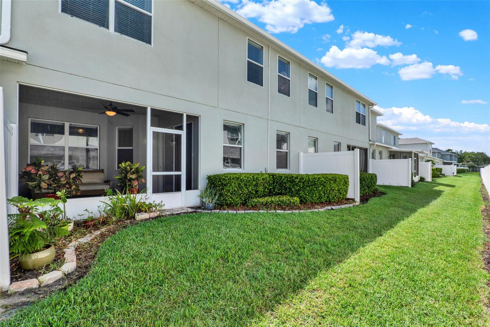 LAKE MARY LANDINGS - Residential