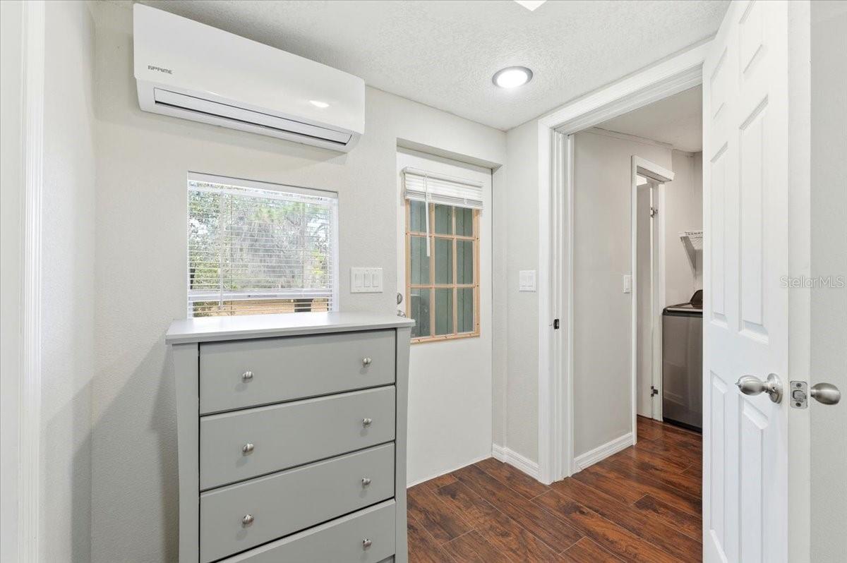 OAKRIDGE ESTATES - Residential