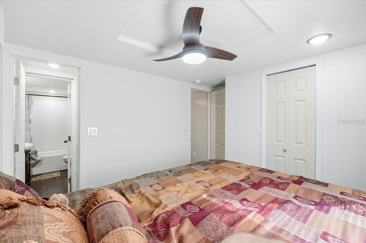 OAKRIDGE ESTATES - Residential