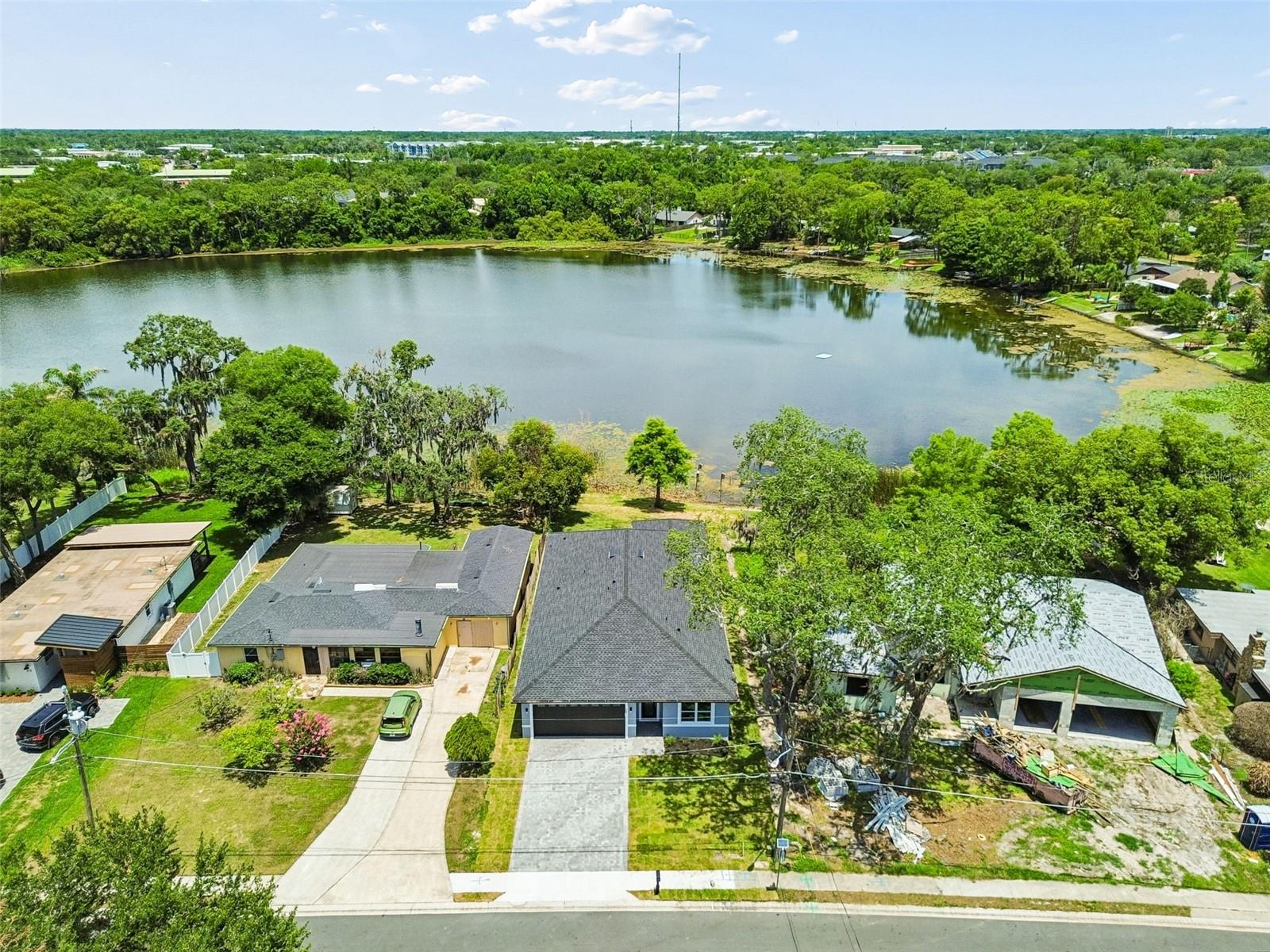 263 LAKE GRIFFIN CIRCLE