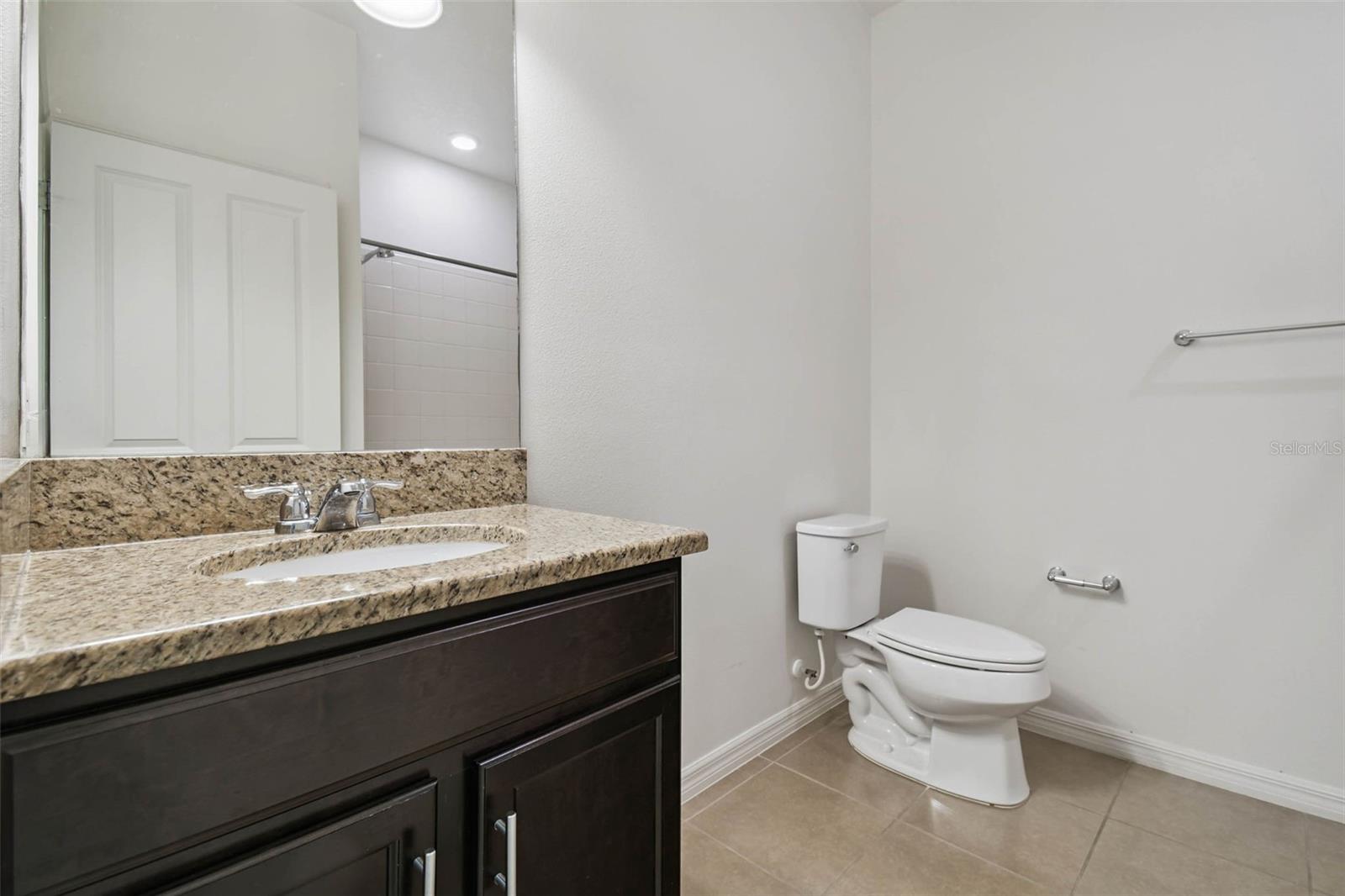 VILLAGES/TRINITY LAKES - Residential Lease