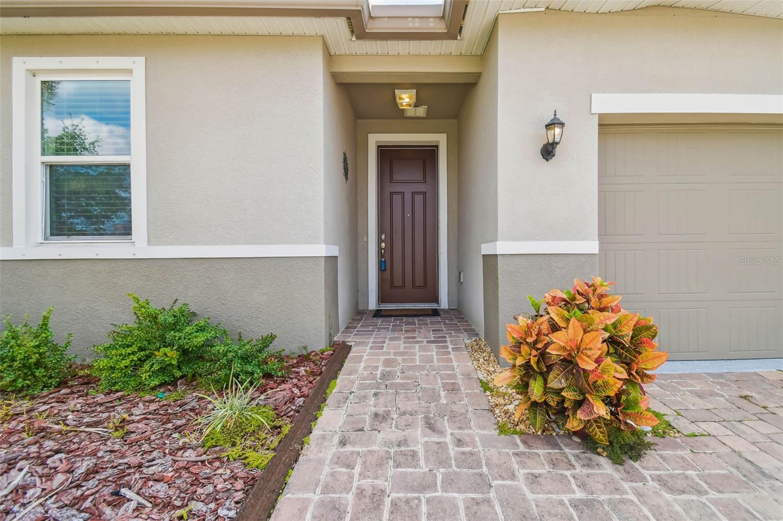 VILLAGES/TRINITY LAKES - Residential Lease