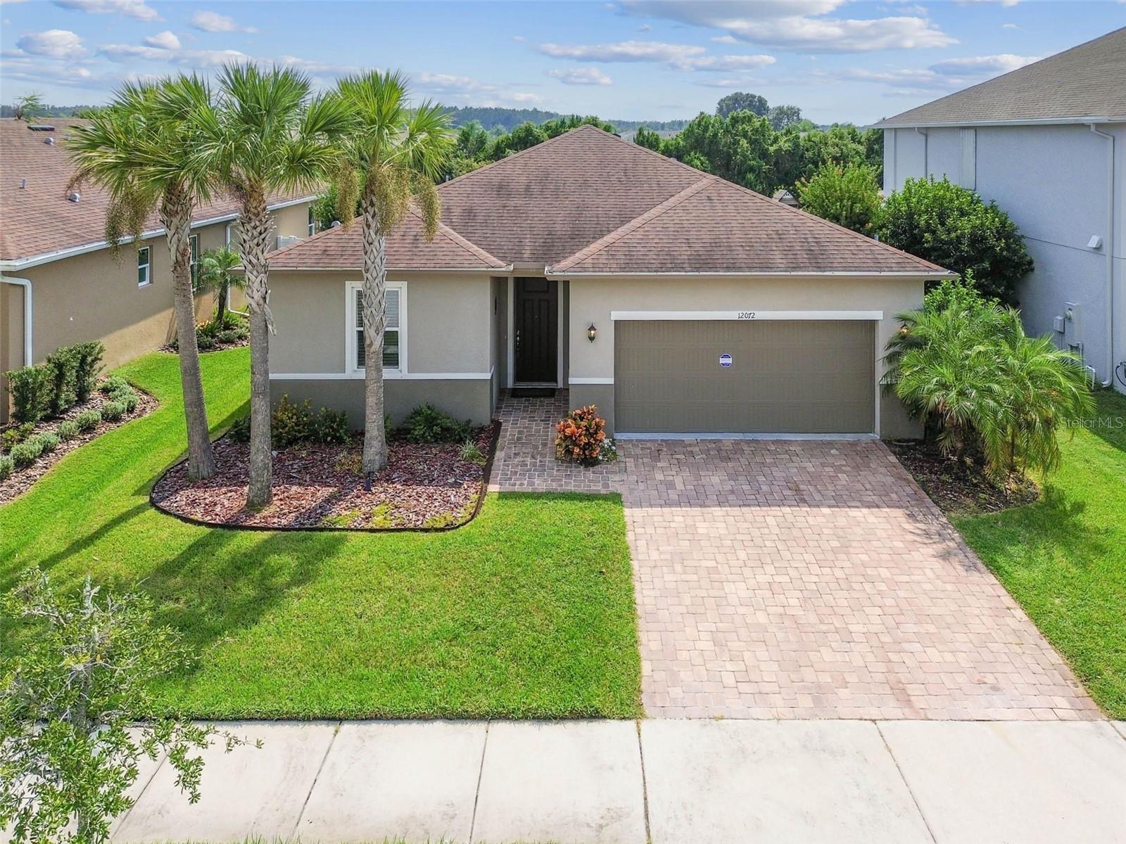 VILLAGES/TRINITY LAKES - Residential Lease