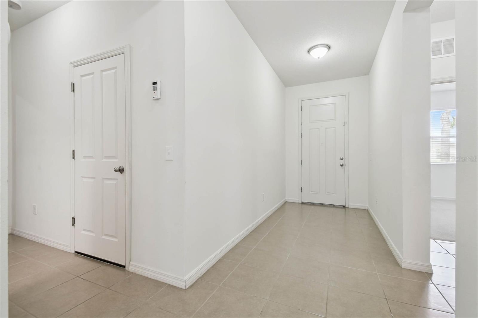 VILLAGES/TRINITY LAKES - Residential Lease