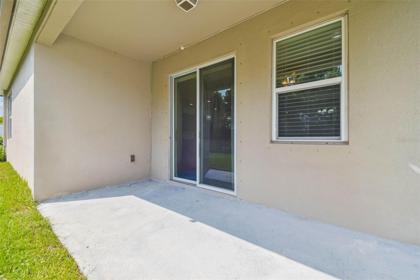 VILLAGES/TRINITY LAKES - Residential Lease
