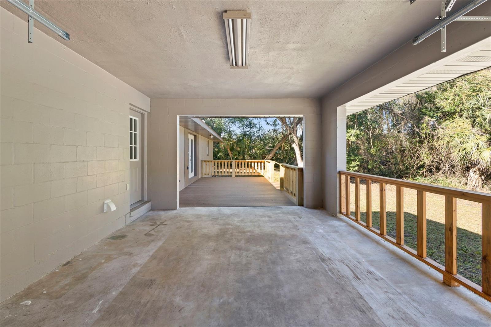 1427 - SEC 29 TWP 17S RNG 30E ALL OF - Residential