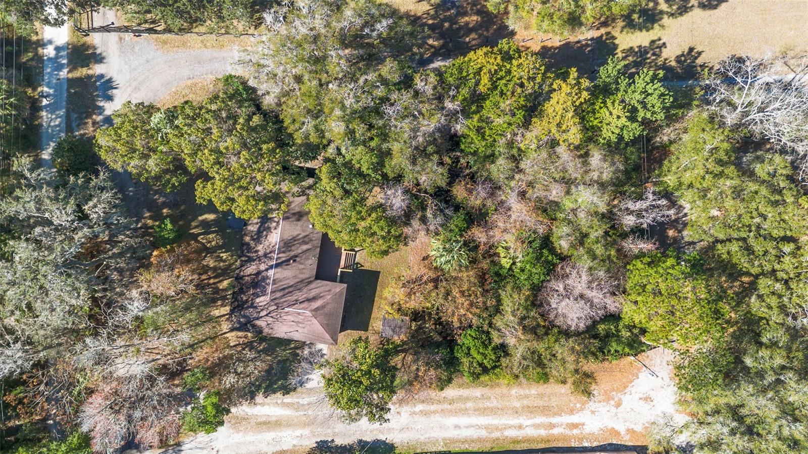 1427 - SEC 29 TWP 17S RNG 30E ALL OF - Residential