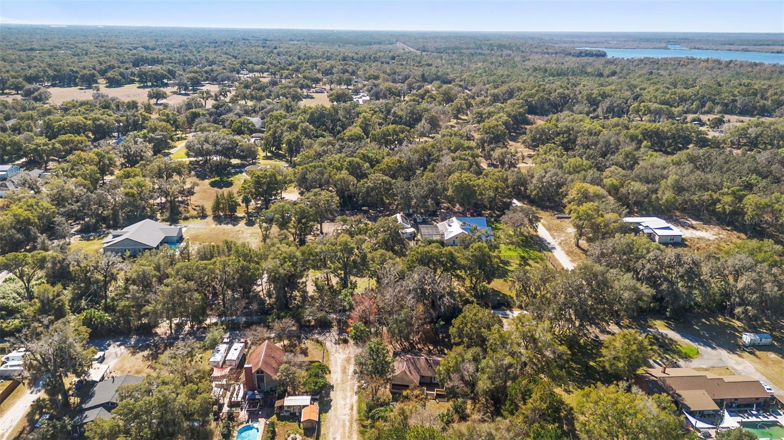 1427 - SEC 29 TWP 17S RNG 30E ALL OF - Residential