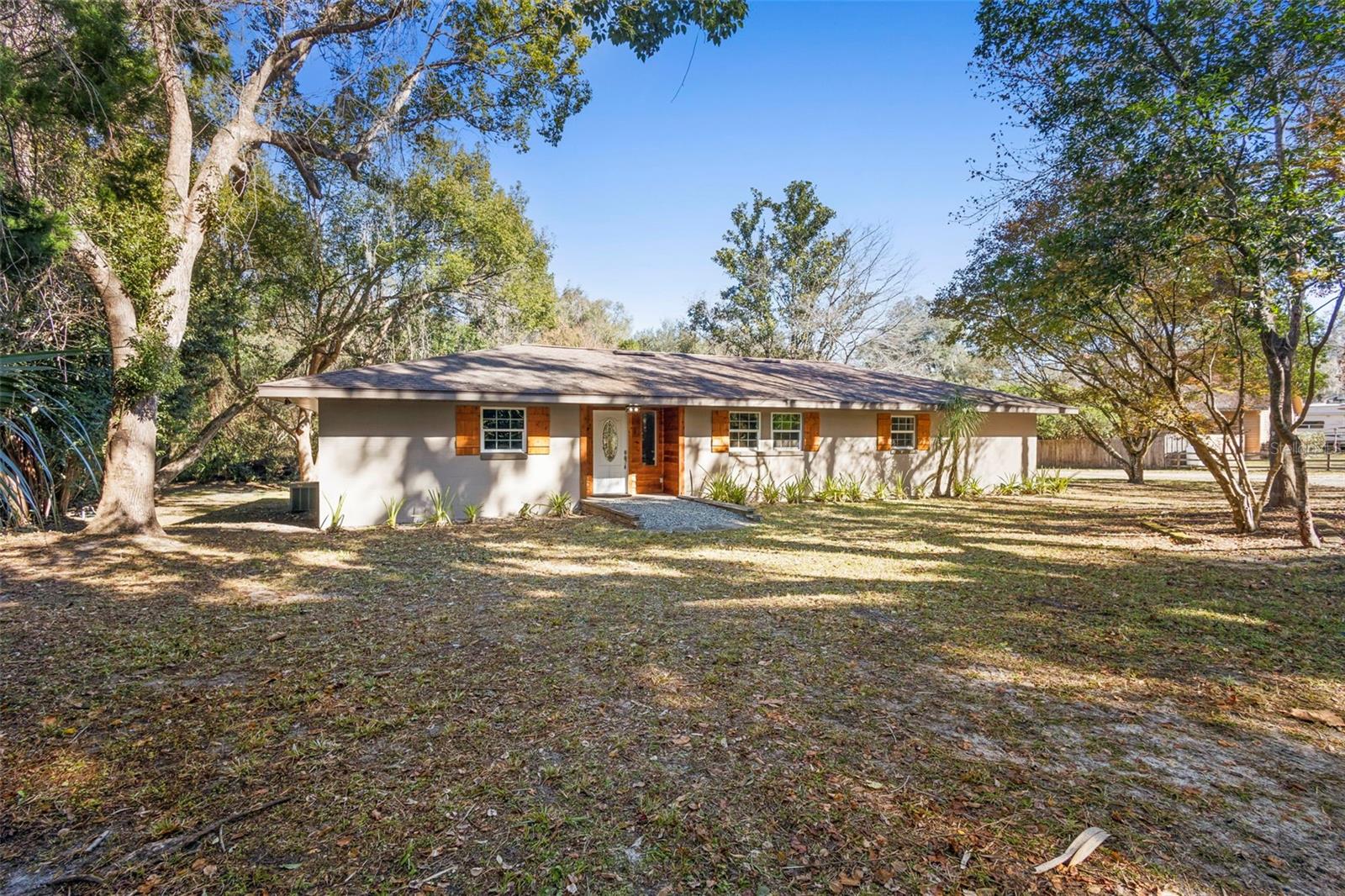 1427 - SEC 29 TWP 17S RNG 30E ALL OF - Residential